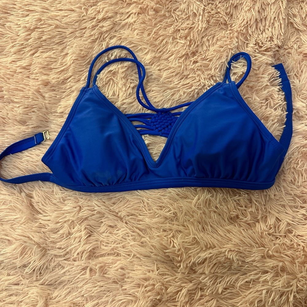 - Bikini